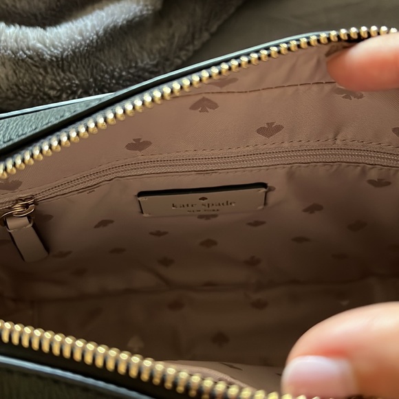 Kate Spade crossbody - Picture 9 of 12